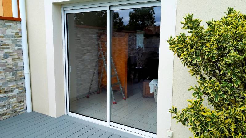 Remplacement d'une baie vitrée en aluminium à Grenade sur Garonne près de Toulouse